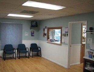More Photos Of 23 Stiles Rd, Salem Medical For Sale