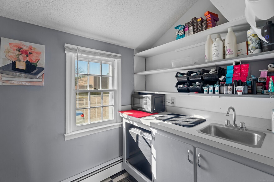 More Photos Of 56 Norwich Ave, Colchester Storefront Retail Residential For Sale