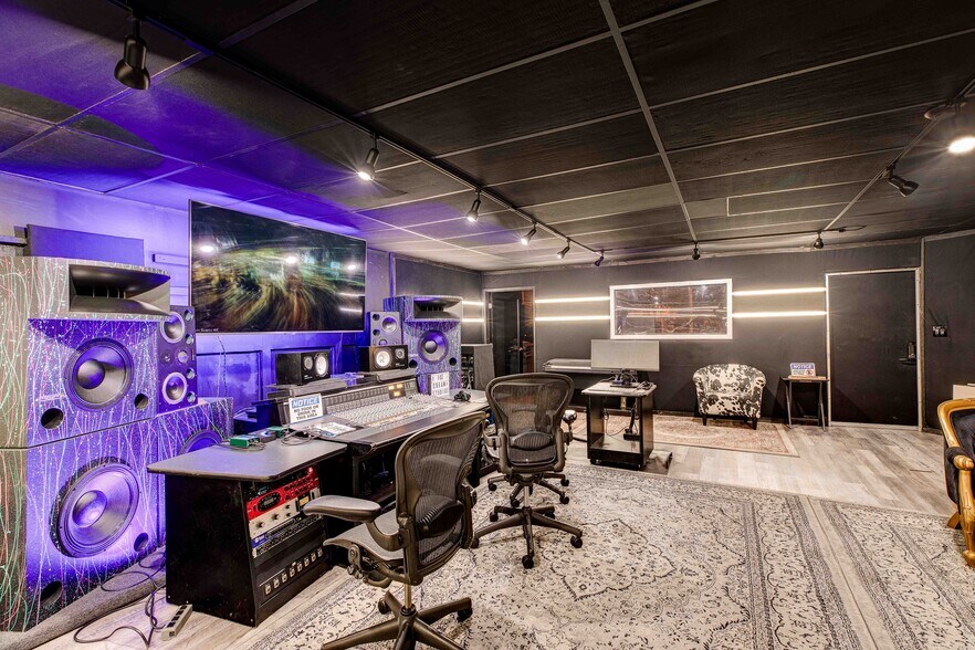 More Photos Of 1227 W Temple St, Los Angeles Loft Creative Space For Sale