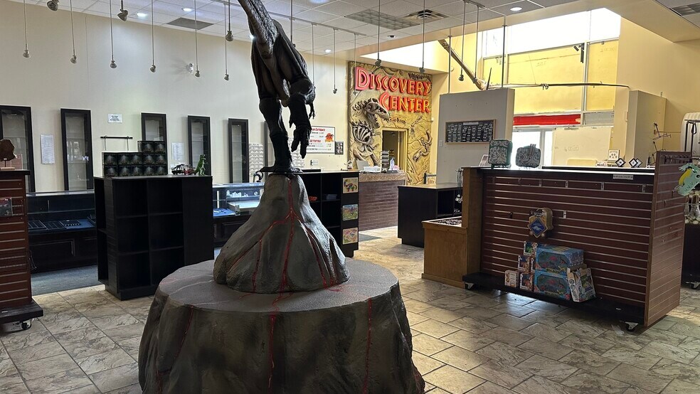 More Photos Of 1381 Dinosaur trail, Drumheller Storefront For Sale