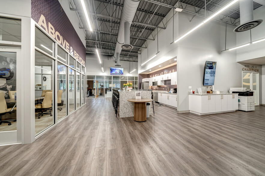 More Photos Of 5990 Kingstowne Towne Ctr, Alexandria Coworking Space