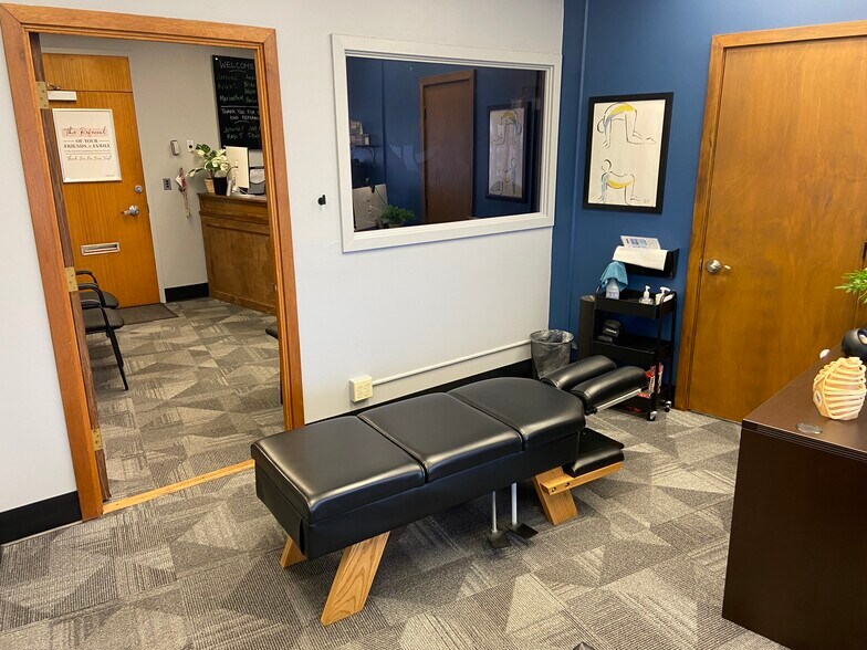 More Photos Of 1110 university Ave, Honolulu Office For Lease