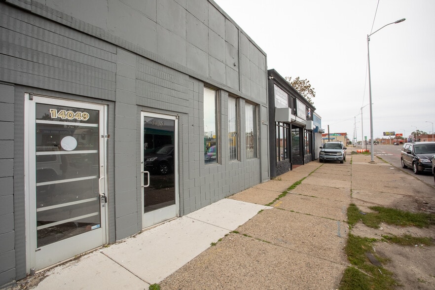 More Photos Of 14049-14051 Gratiot Ave, Detroit Storefront Retail Office For Sale