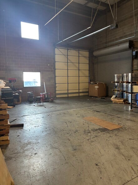 More Photos Of 1015-1045 S 1680 W, Orem Warehouse For Lease