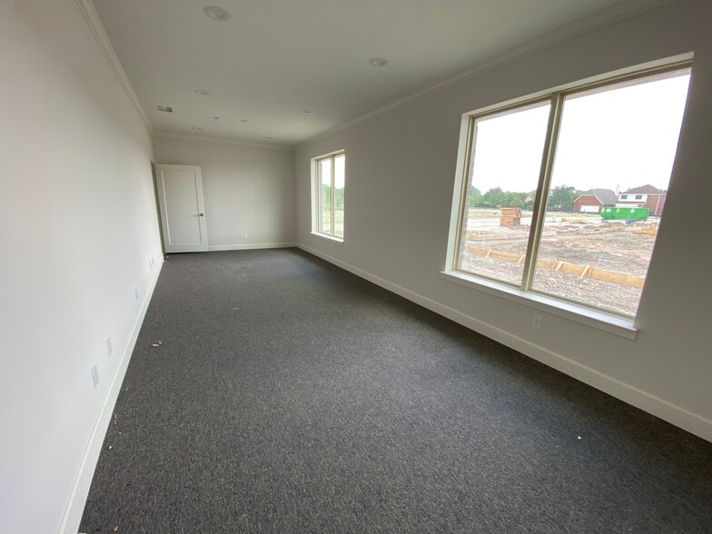 More Photos Of 8054 Preston Rd, Frisco Medical For Lease