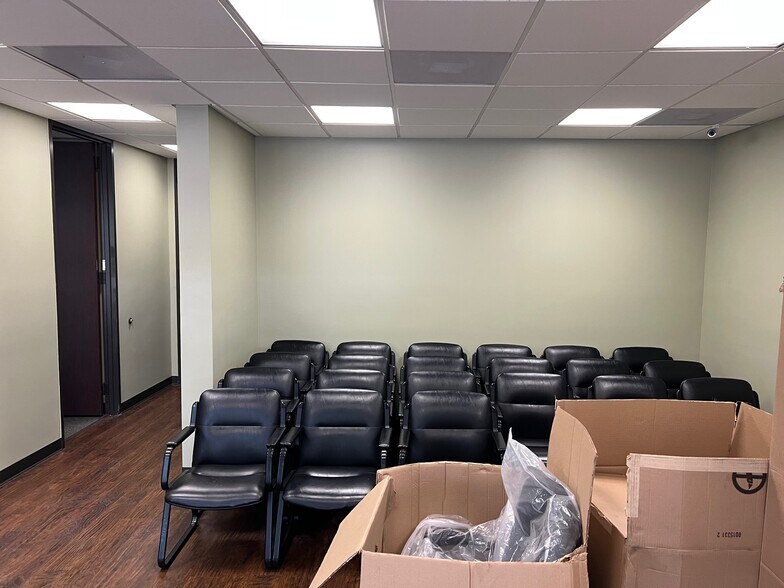 More Photos Of 11110 E I-10 Fwy, Houston Office For Sale