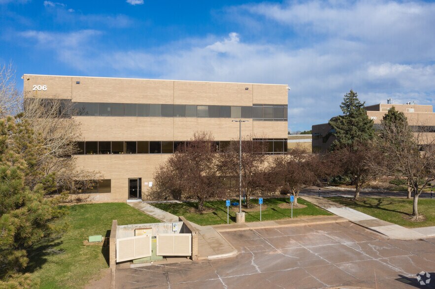 More Photos Of 206 W County Line Rd, Highlands Ranch Medical For Lease