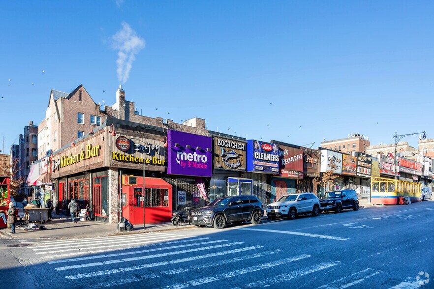 More Photos Of 582-592 W 207th St, New York Storefront For Lease