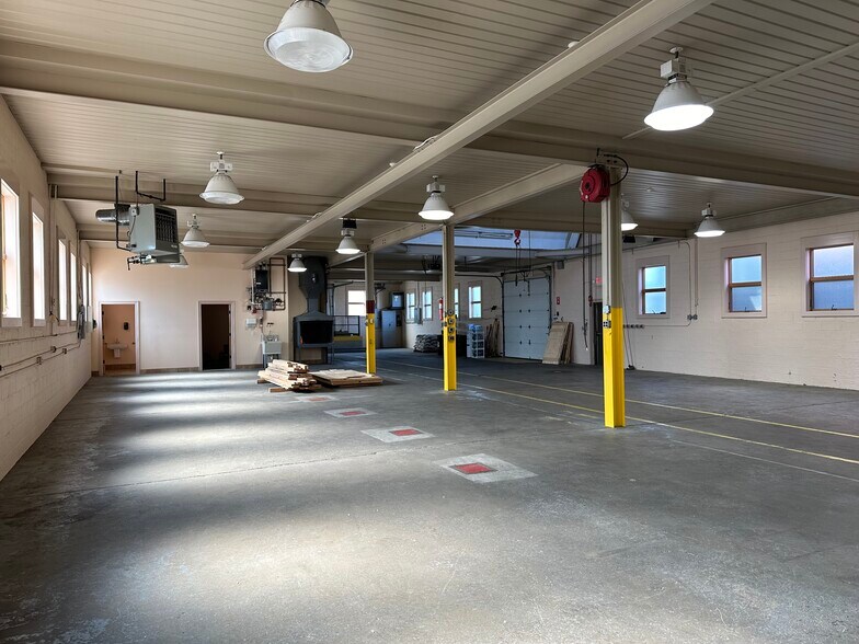 More Photos Of 330 Fayette ave, Mamaroneck Industrial For Lease