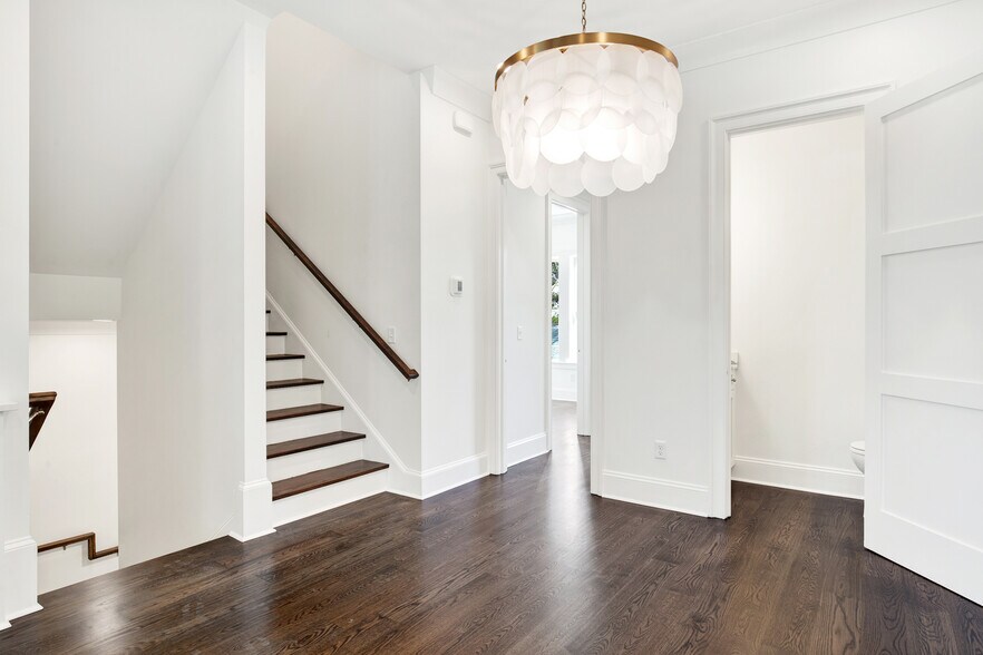 More Photos Of 104 17th st, Tybee Island Apartments For Sale