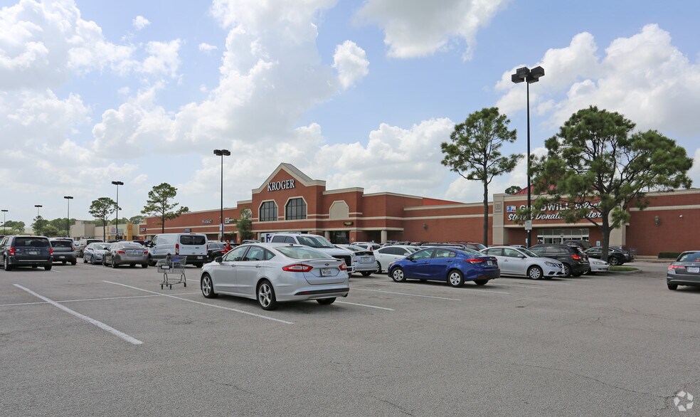 More Photos Of 302-380 FM 1960 W, Houston Unknown For Lease