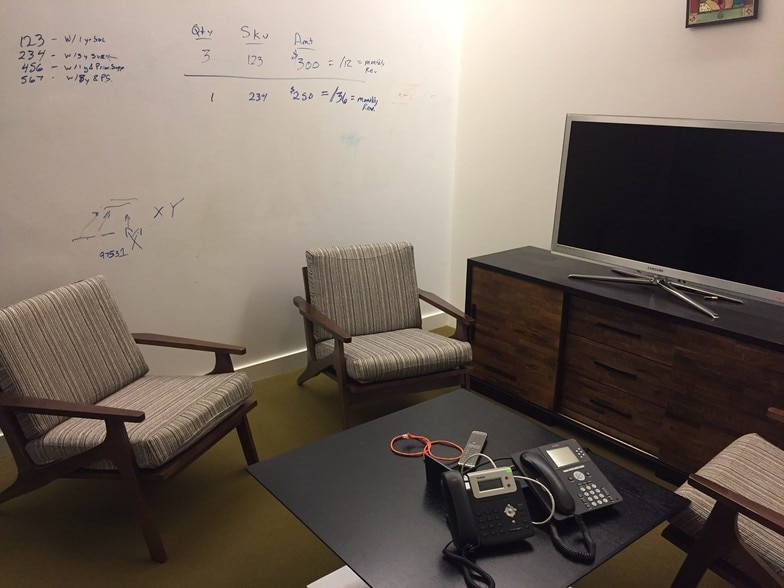 More Photos Of 2 Commerce Dr, South Brunswick Office For Lease