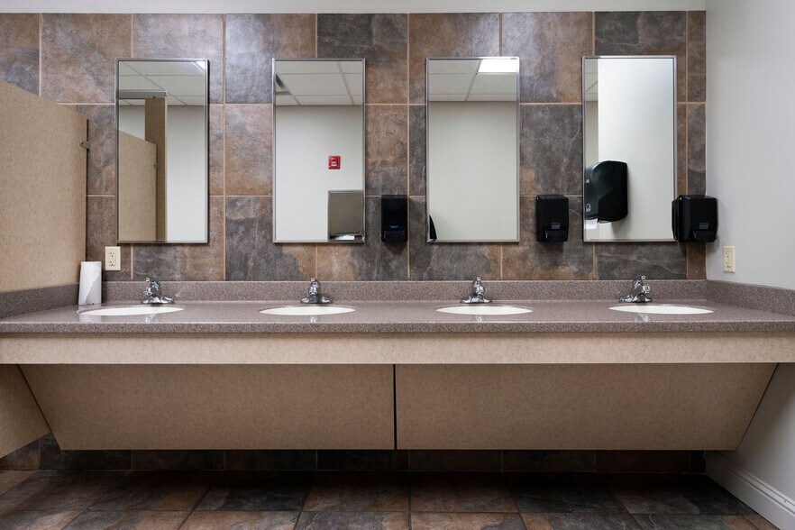 More Photos Of 4665 Macland Rd, Powder Springs Religious Facility For Sale