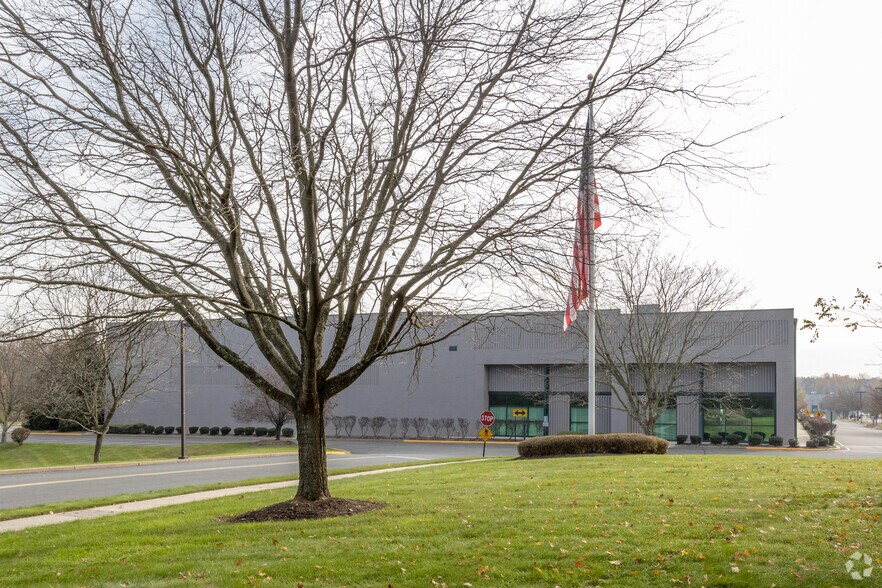 More Photos Of 200 Ludlow Dr, Ewing Warehouse For Lease