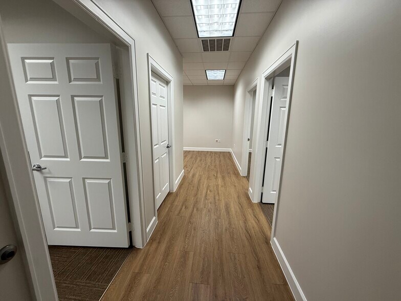 More Photos Of 7115 FM 2920, Spring Unknown For Lease