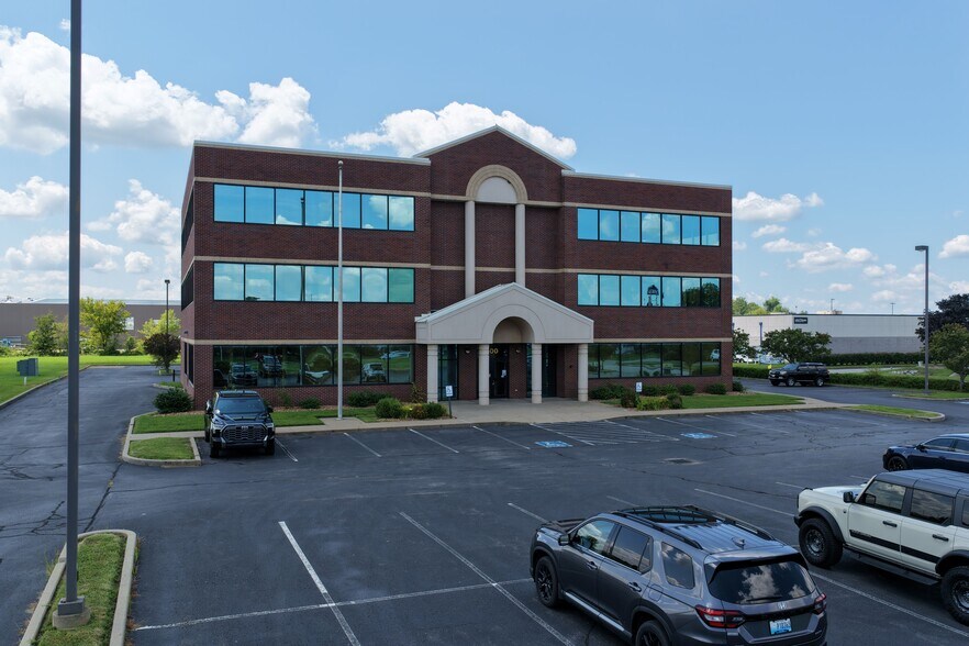 More Photos Of 300 Southtown Blvd, Owensboro Office For Lease