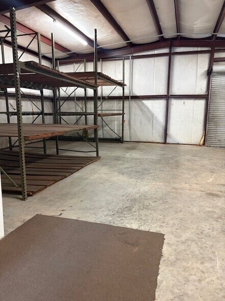 More Photos Of 1690 SCHILLINGER Rd N, Semmes Freestanding For Lease