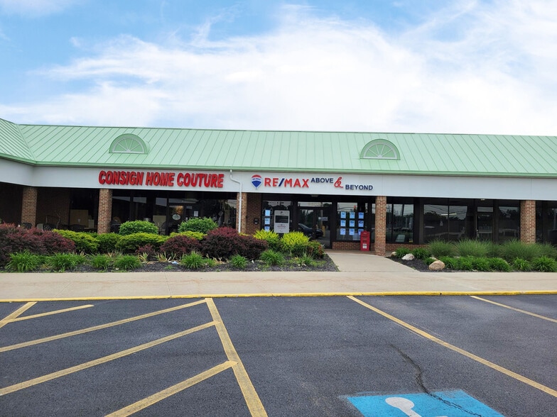 More Photos Of 25001-25099 Center Ridge Rd, Westlake Storefront For Lease