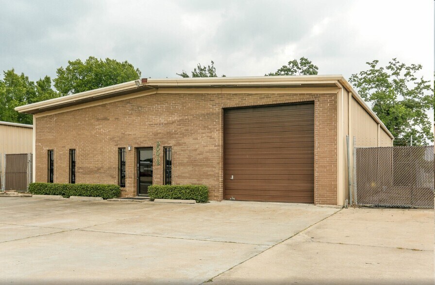 Primary Photo Of 9001 Frey Rd, Houston Warehouse For Lease