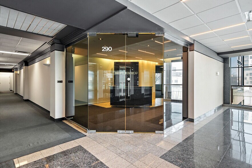 More Photos Of 8000 Boul Décarie, Montréal Medical For Lease