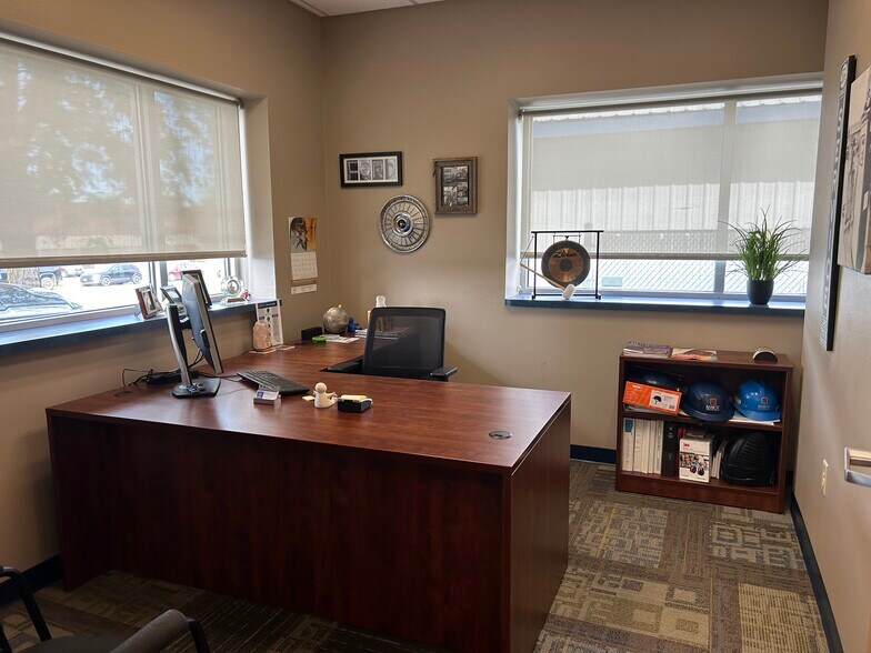 More Photos Of 4017-4027 Owl Creek Dr, Madison Warehouse For Lease