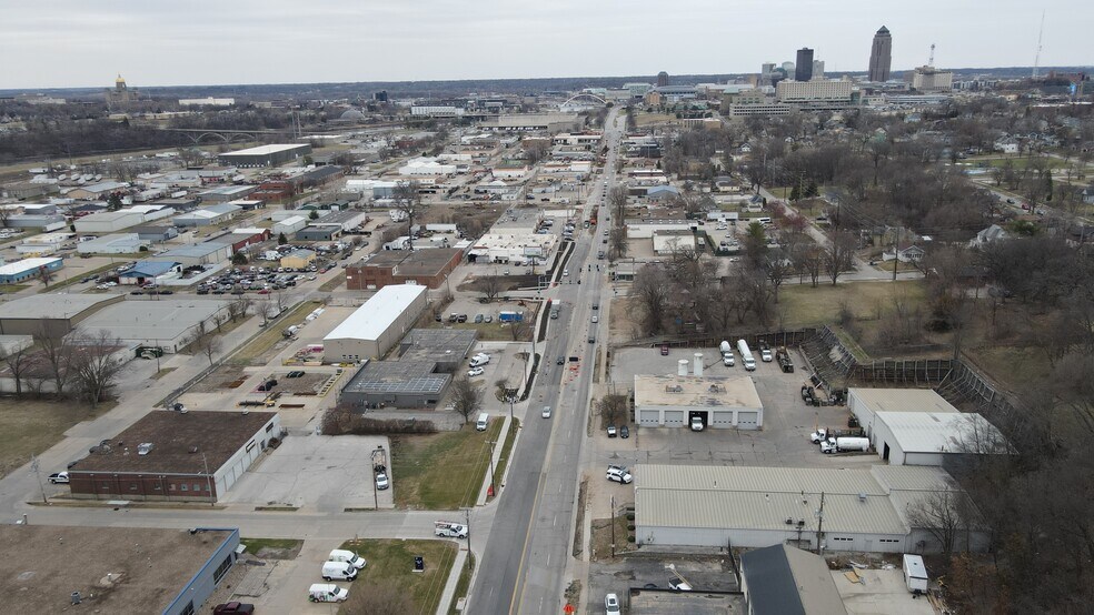 More Photos Of 1700 2nd Ave, Des Moines Warehouse For Sale