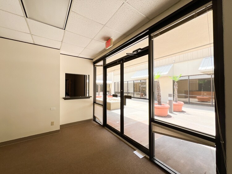 More Photos Of , Mandeville Office For Sale