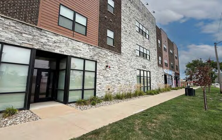 More Photos Of 1420 1st Ave NE, Cedar Rapids Apartments For Lease