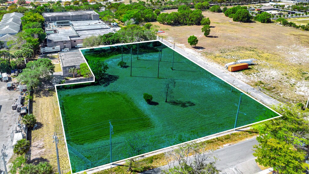 More Photos Of 1340 NW 40th Ave, Lauderhill Land For Lease