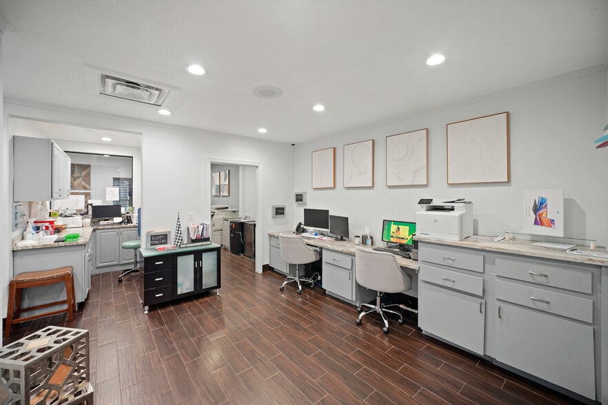 More Photos Of 21406 Provincial Blvd, Katy Medical For Sale