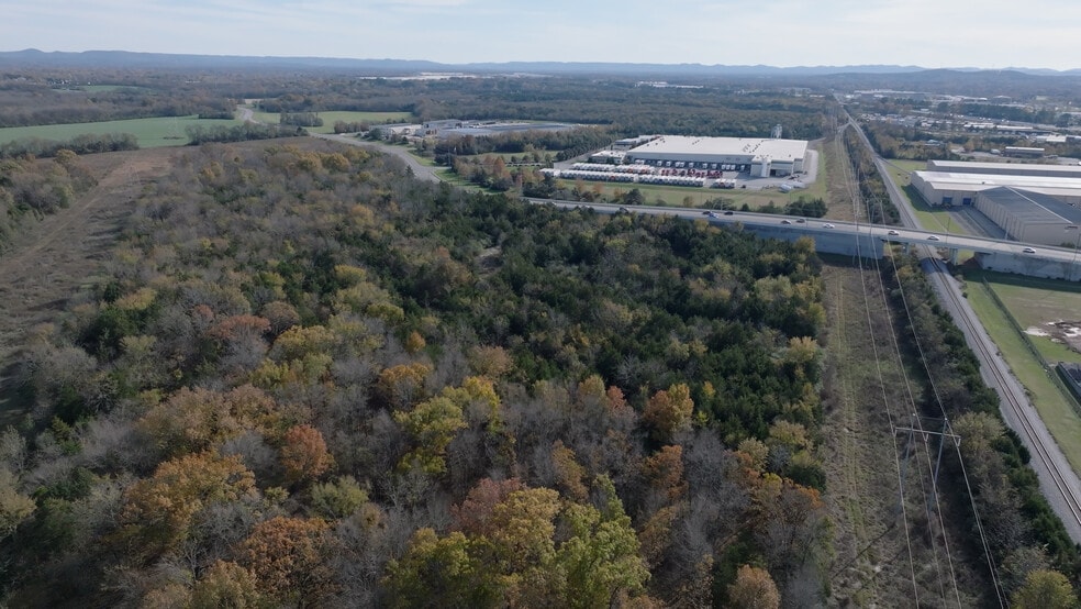 More Photos Of 315 W Rutherford Blvd, Murfreesboro Unknown For Lease