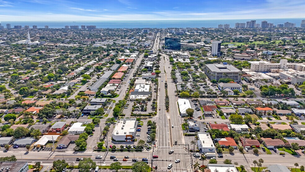 More Photos Of 1815-1823 E Commercial Blvd, Fort Lauderdale Storefront For Sale