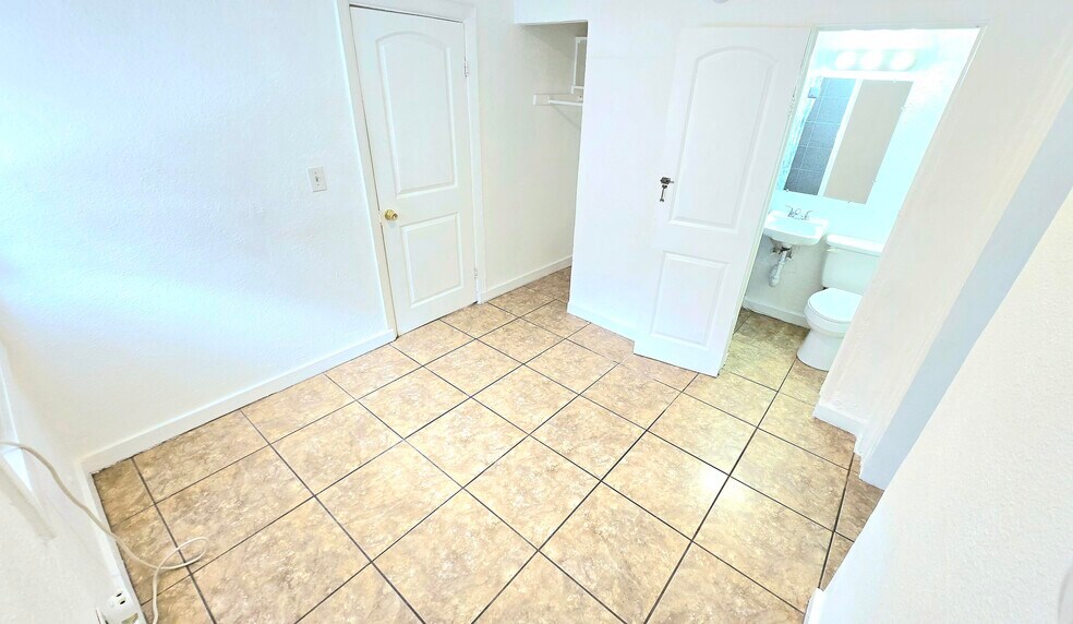 More Photos Of , Bradenton Multifamily For Sale