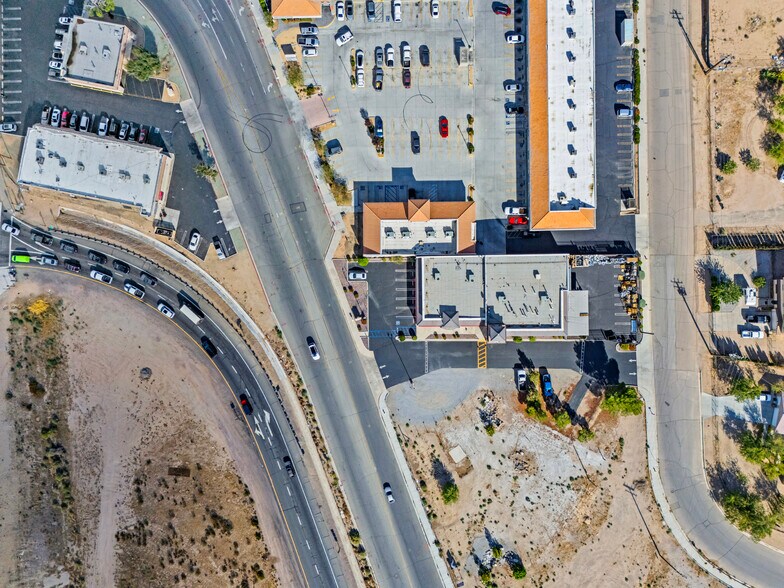 More Photos Of 12033 Mariposa Rd, Hesperia Freestanding For Lease