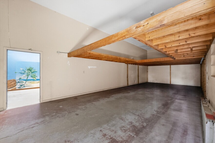 More Photos Of 4159 Electric Way, Port Charlotte Warehouse For Sale