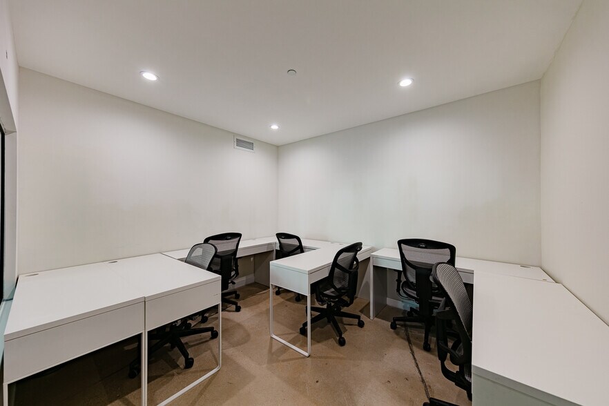 More Photos Of 350 S Miami Ave, Miami Apartments For Sale