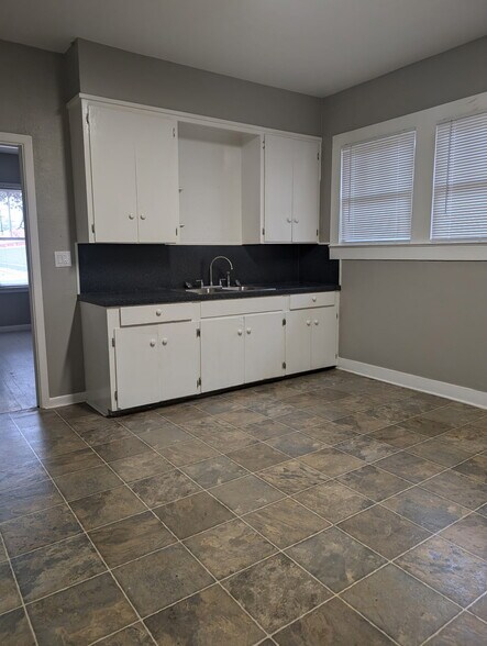 More Photos Of , Texarkana Multifamily For Sale