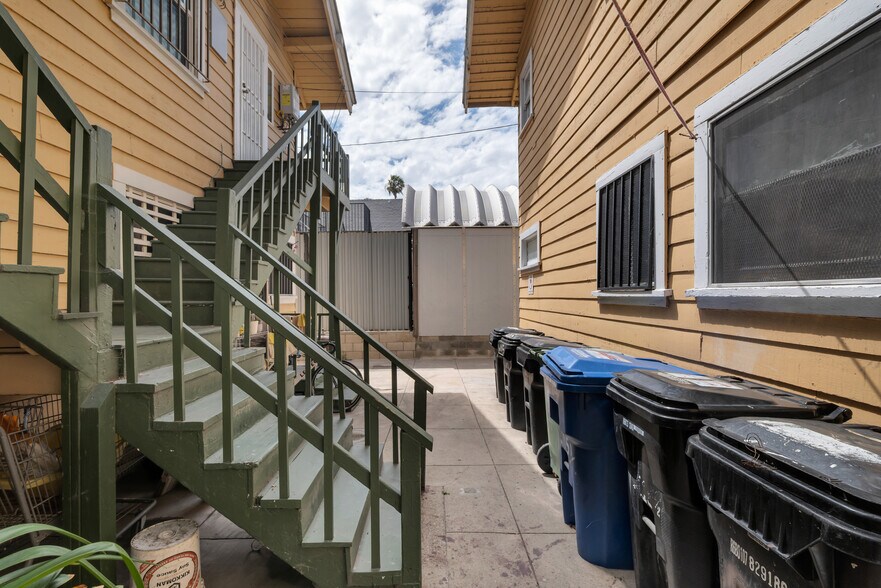 More Photos Of 2113 Venice Blvd, Los Angeles Apartments For Sale