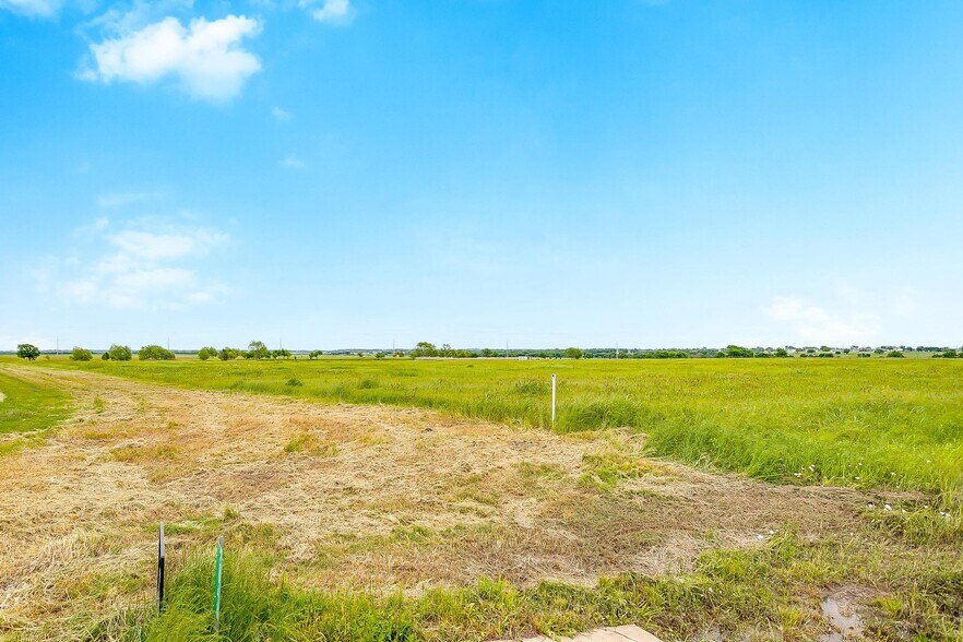 More Photos Of 2848 TX-81, Itasca Land For Sale