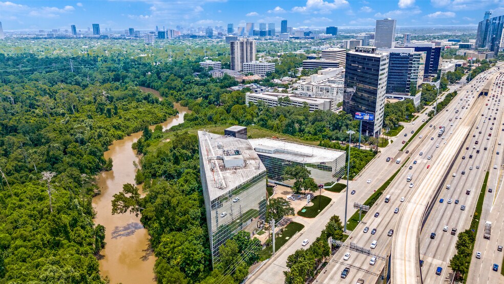 More Photos Of 1001 West Loop South, Houston Office For Lease