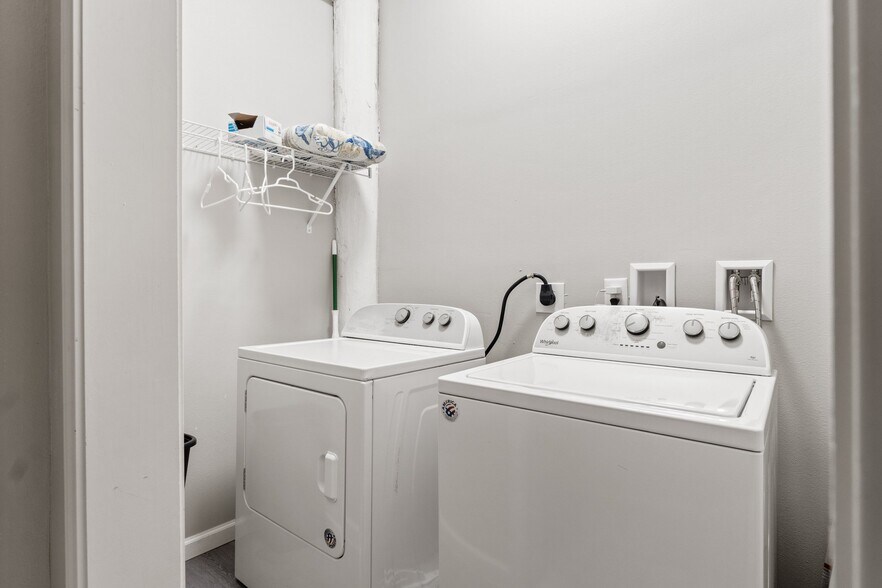 More Photos Of 8041 W Highway 98, Port Saint Joe Specialty For Sale