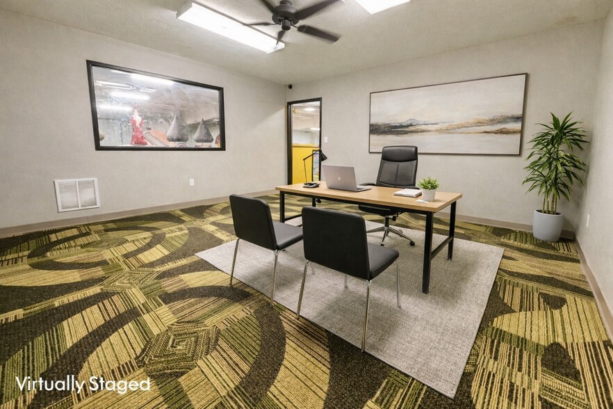 More Photos Of 2509 S 1st St, Terre Haute Showroom For Sale