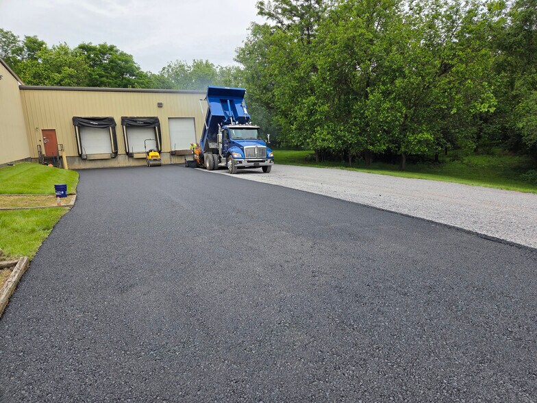 More Photos Of 694 Corning Way, Martinsburg Warehouse For Lease