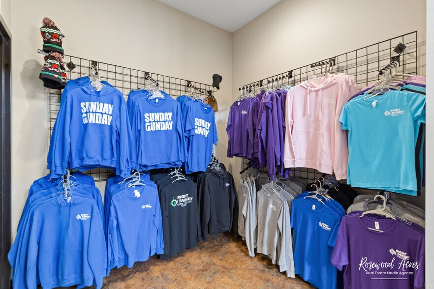 More Photos Of 233 Mooney Dr, Bourbonnais Specialty For Sale