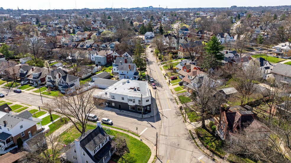 More Photos Of 2435 Williams Ave, Cincinnati Storefront Retail Residential For Lease