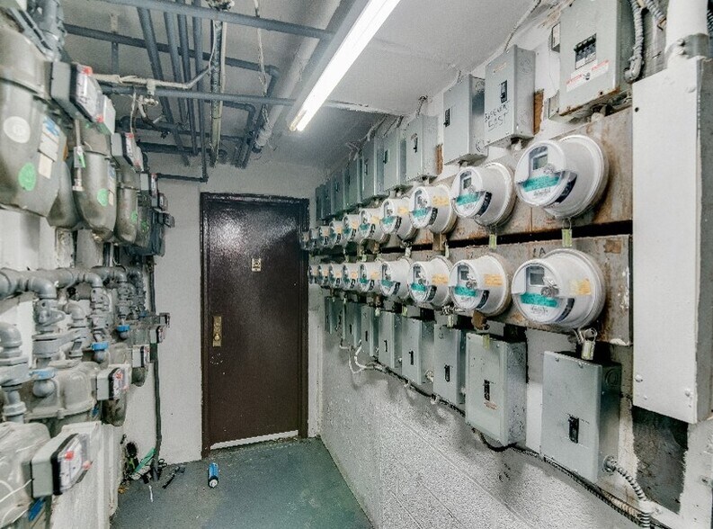 More Photos Of 4 W 4th St, Mount Vernon Apartments For Sale