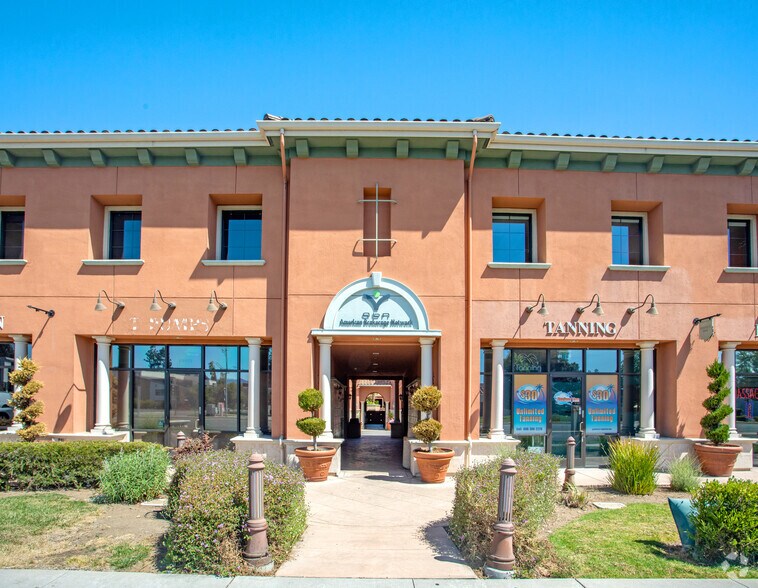 More Photos Of 19929-19989 Stevens Creek Blvd, Cupertino Storefront Retail Office For Lease
