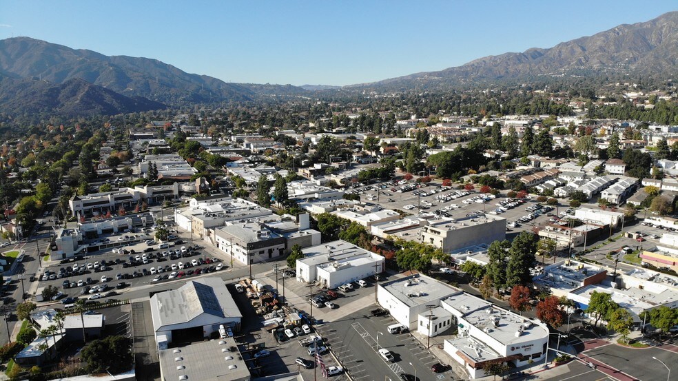 More Photos Of 3353 Montrose Ave, Glendale Apartments For Sale