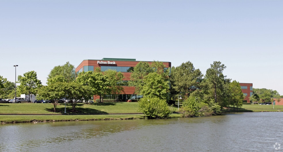 More Photos Of 501 Independence Pky, Chesapeake Unknown For Lease