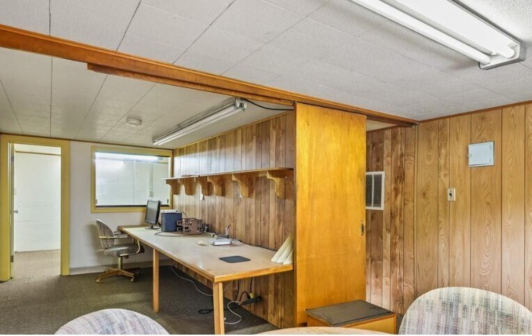 More Photos Of 19 Center St, Angola Office For Sale